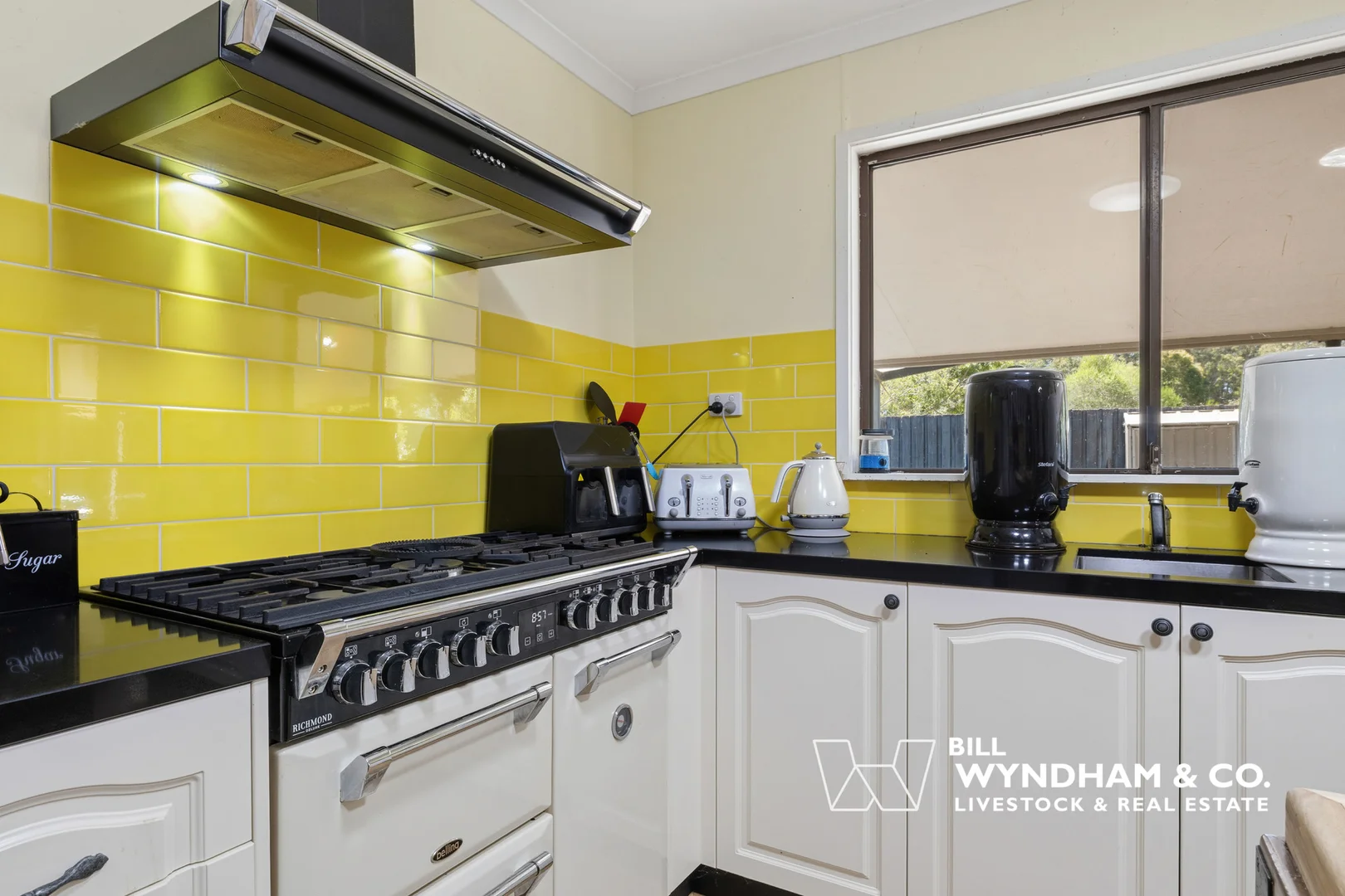 Additional image 3 of 10 Hazeldene Crescent, Nicholson VIC 3882