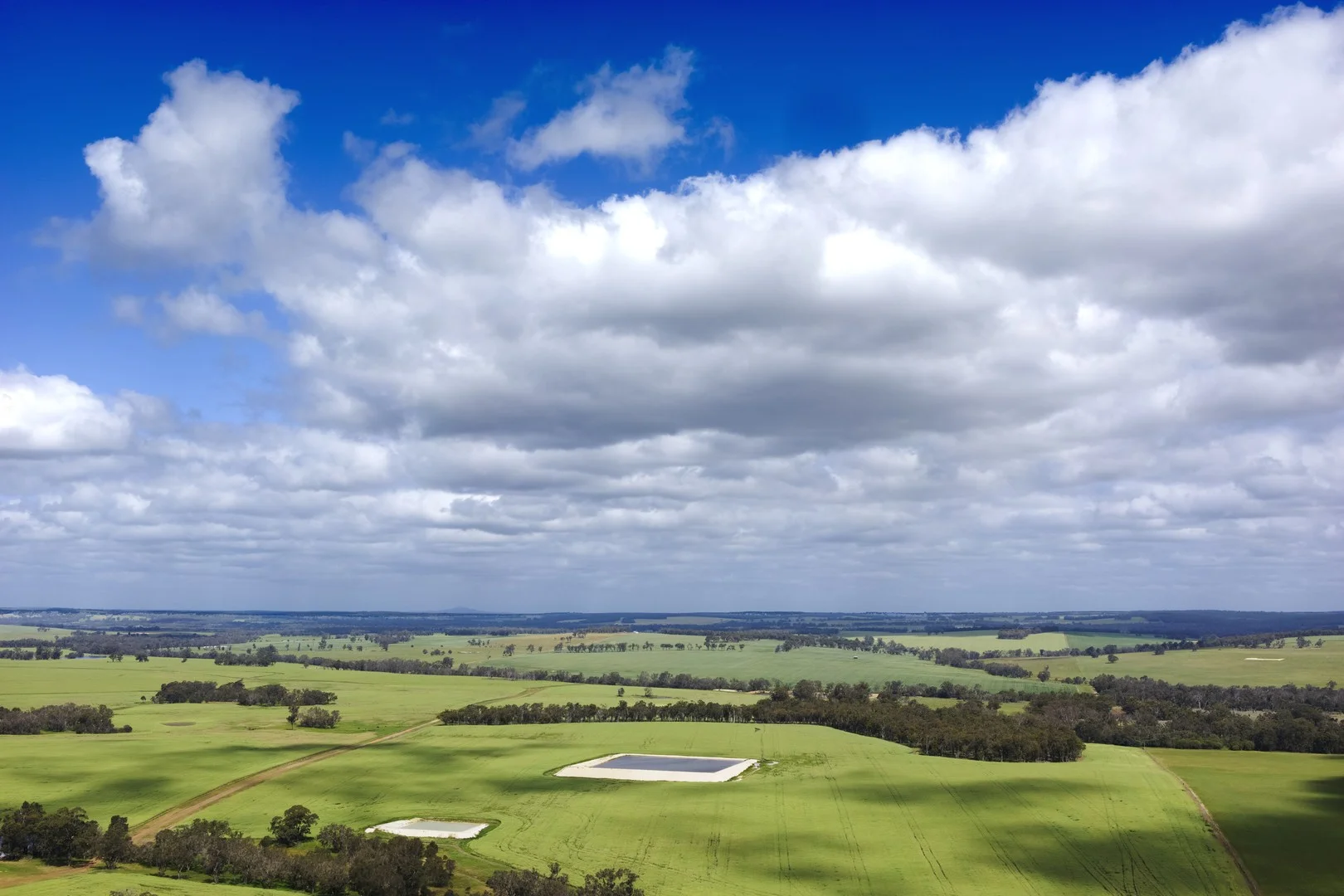 Blackwattle and Russell Road, West Cape Howe, Hay Shed Hill and wineries, Frankland River WA 6396