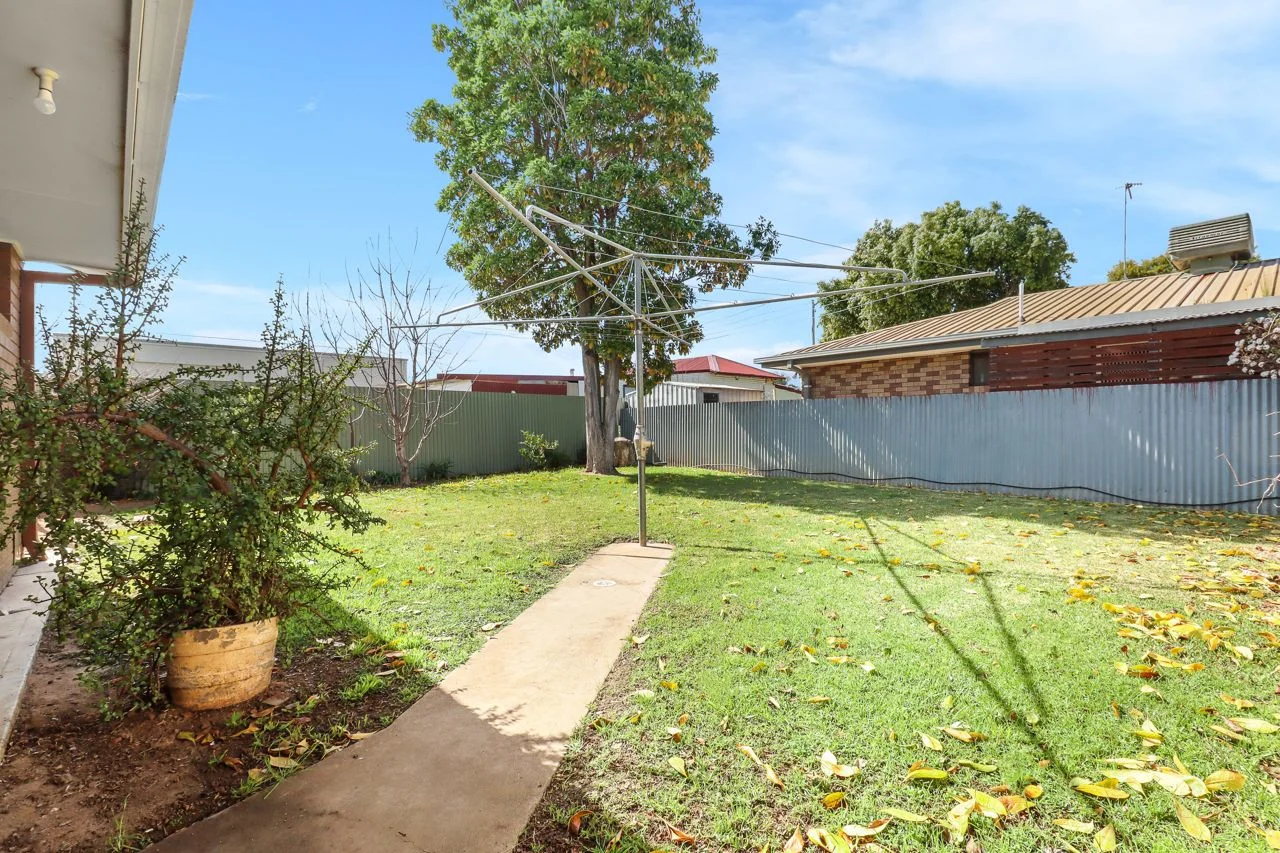Additional image 9 of 401 Campbell Cres, Deniliquin NSW 2710