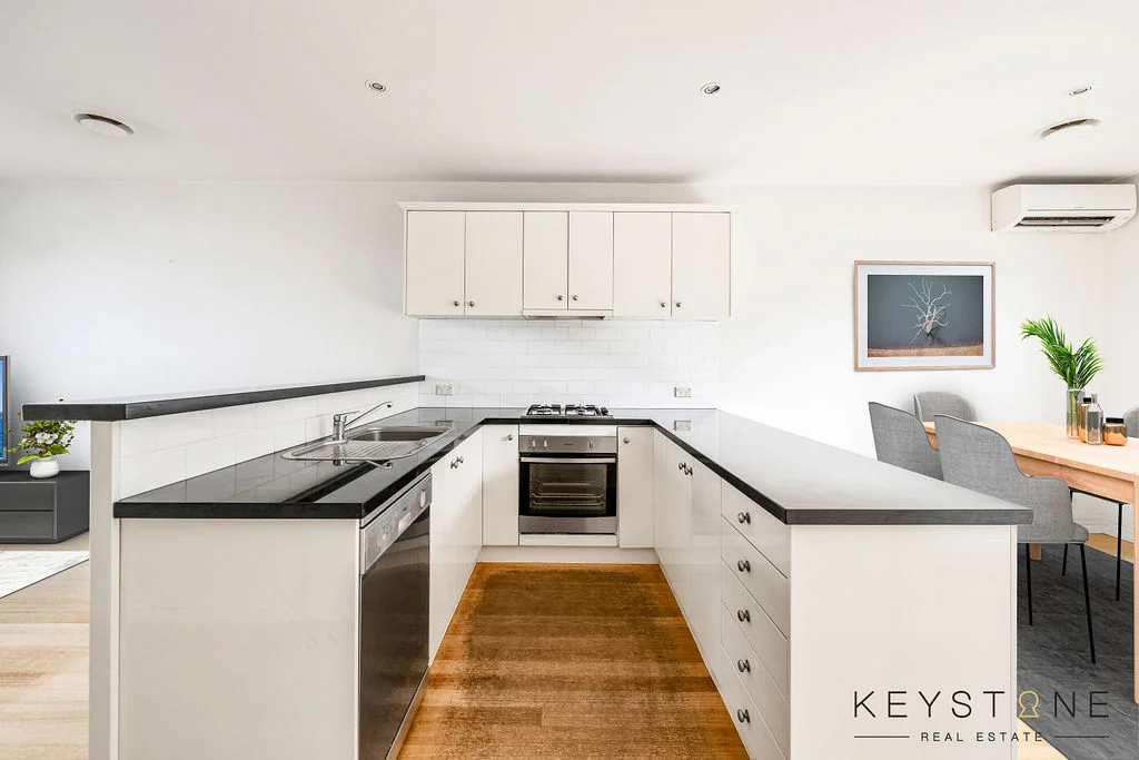 Additional image 7 of 8 Little Finlay Street, Albert Park VIC 3206