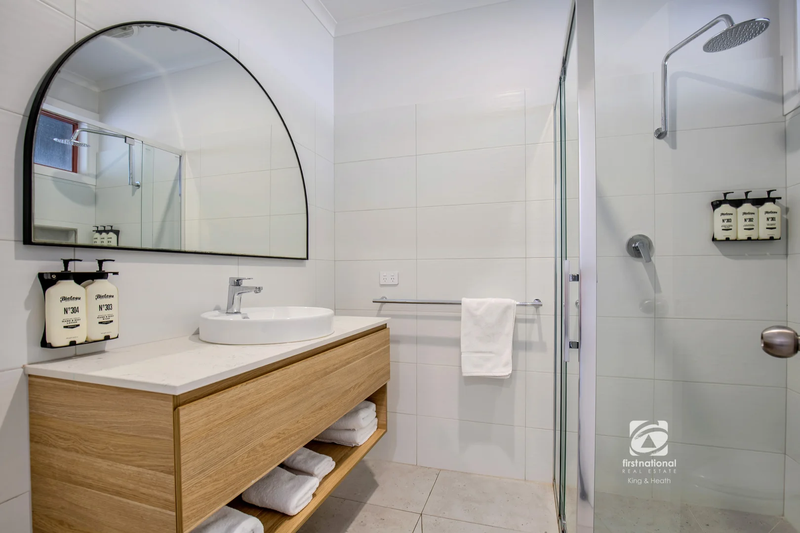 Additional image 3 of 11/2-8 Victoria Street, Paynesville VIC 3880