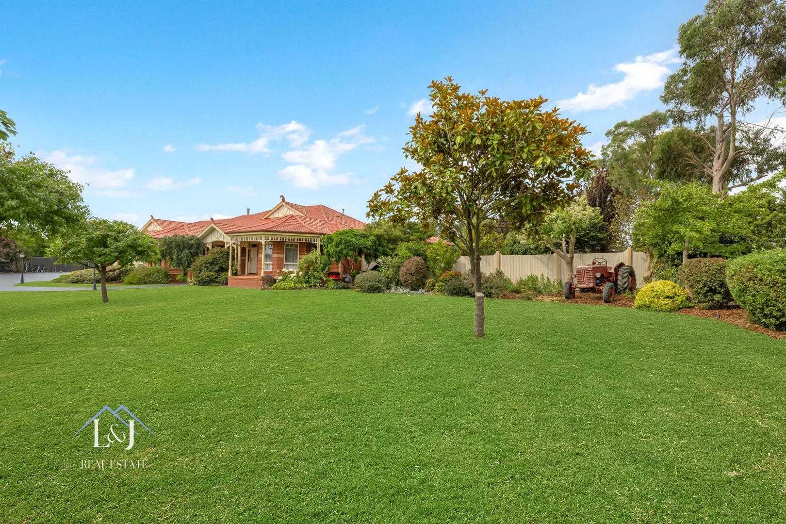 Additional image 33 of 12 MEEKING DRIVE, Pakenham VIC 3810