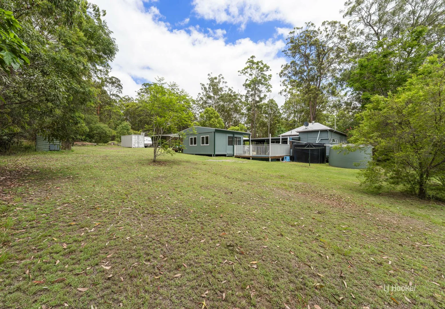 Additional image 16 of 392 Crumpton Drive, Blackbutt North QLD 4314
