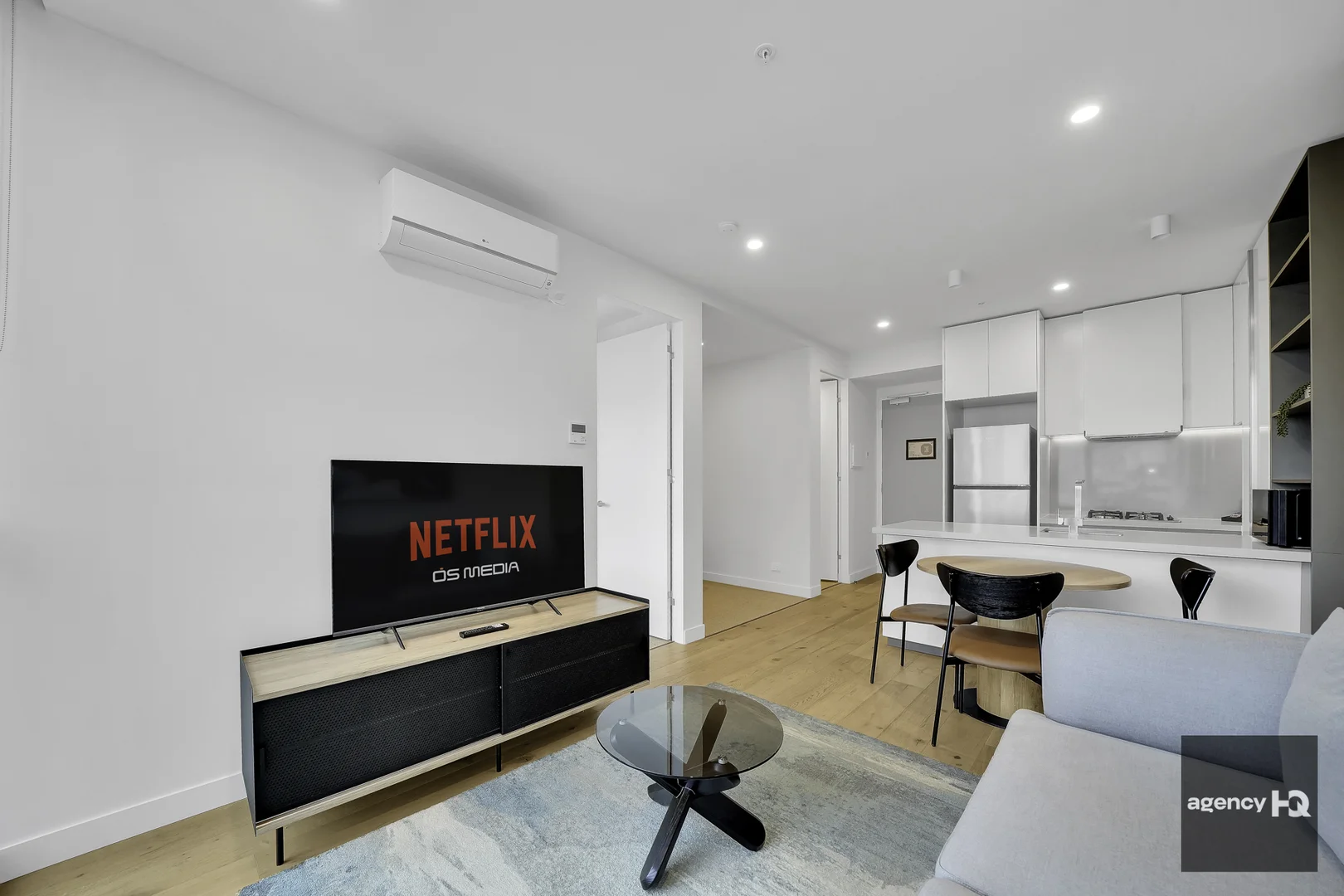 Additional image 3 of 2604/301 King Street, Melbourne VIC 3000