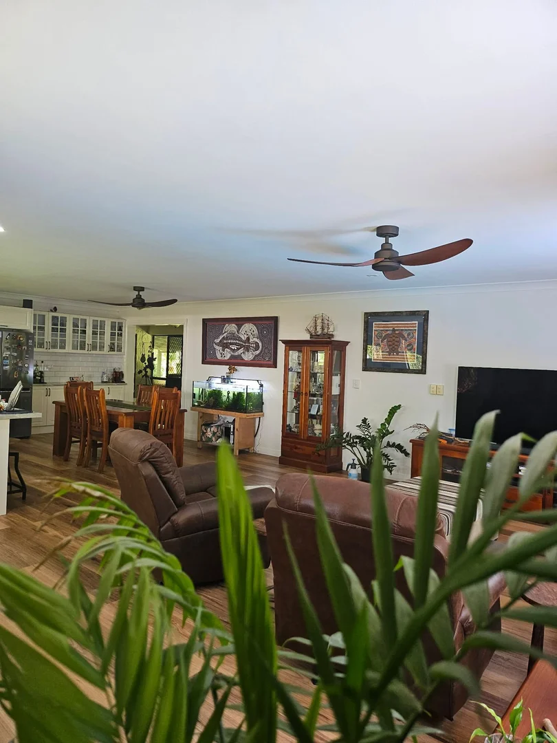 Additional image 9 of 293 Ocean Parade, Balgal Beach QLD 4816