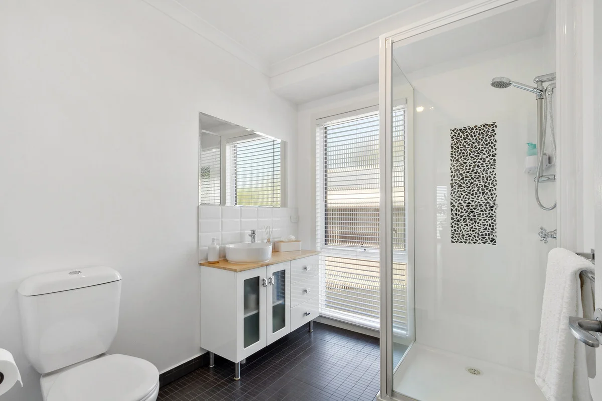 Additional image 20 of 29 Ozone Crescent, Lakes Entrance VIC 3909