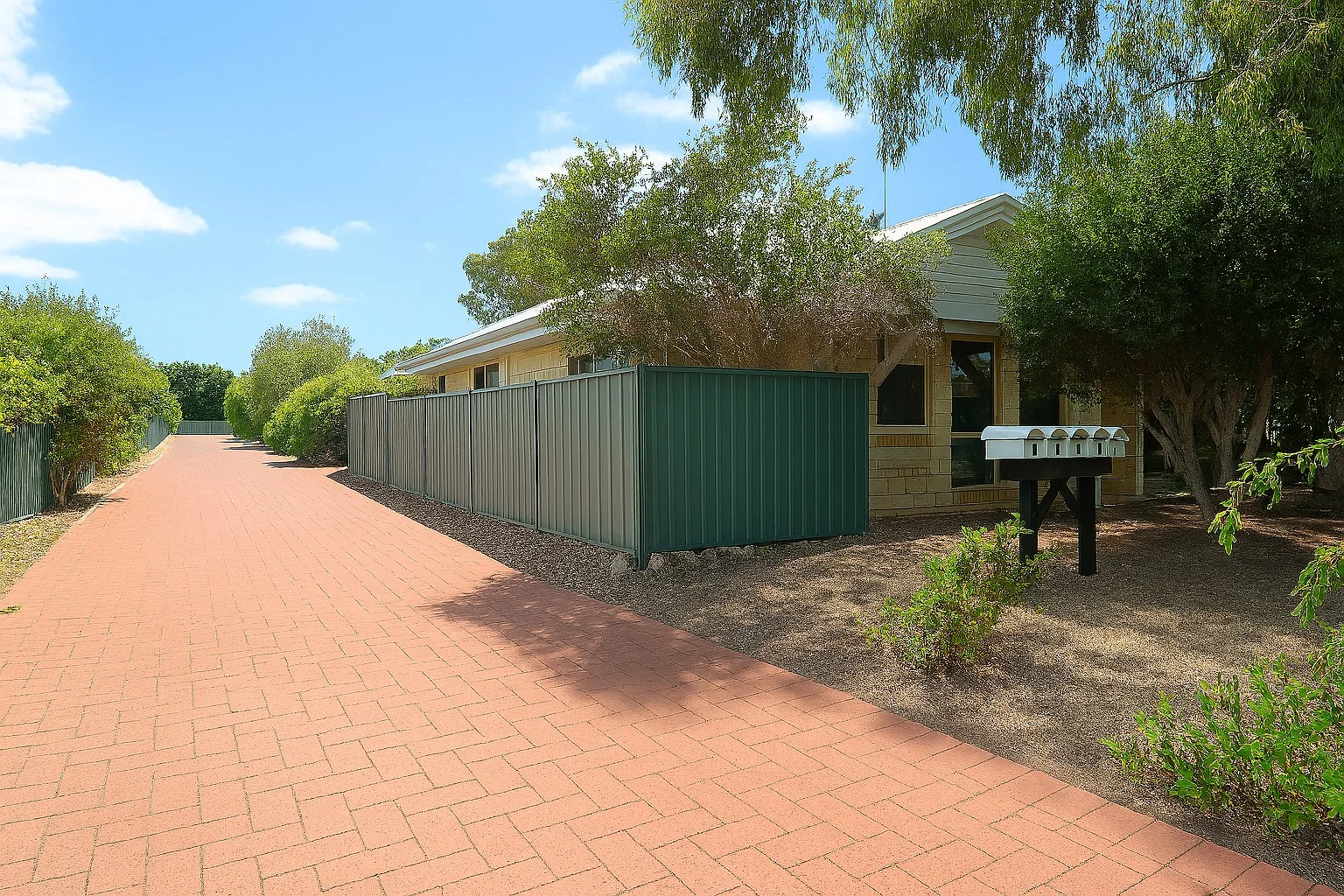 2/20 Jackson Street, Waroona WA 6215