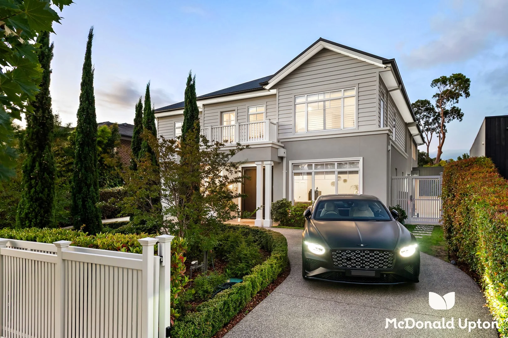 122 Woodland Street, Strathmore VIC 3041
