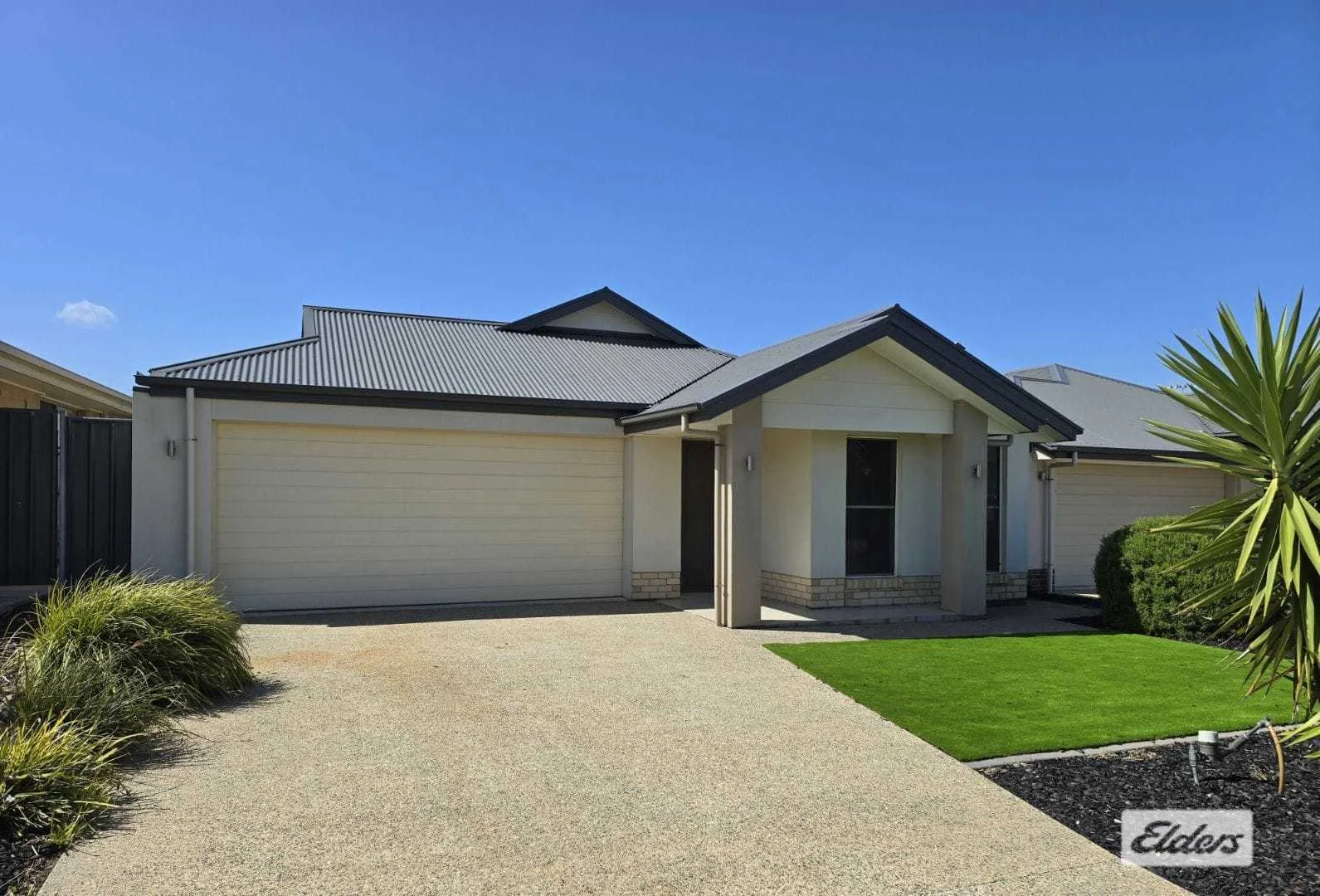 30 Blanche Parade, Hindmarsh Island SA 5214