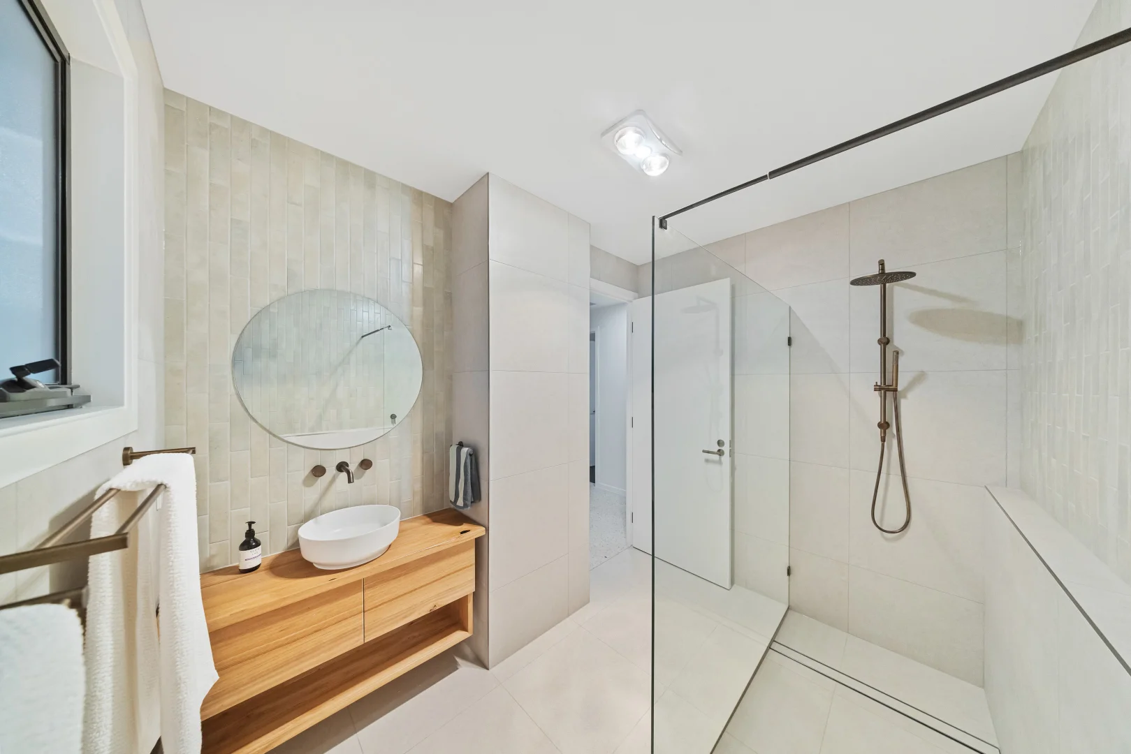 Additional image 21 of 26 Mumbeanna Court, Pie Creek QLD 4570