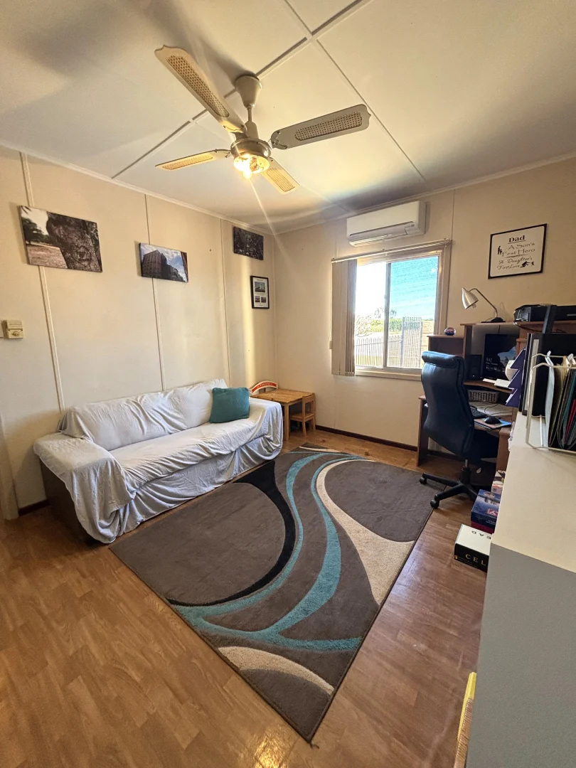 Additional image 19 of 563 & 561 Robinson Street, Carnarvon WA 6701