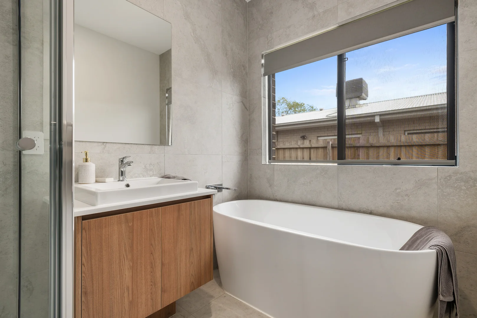 Additional image 9 of 6 Ellison Street, Woodend VIC 3442