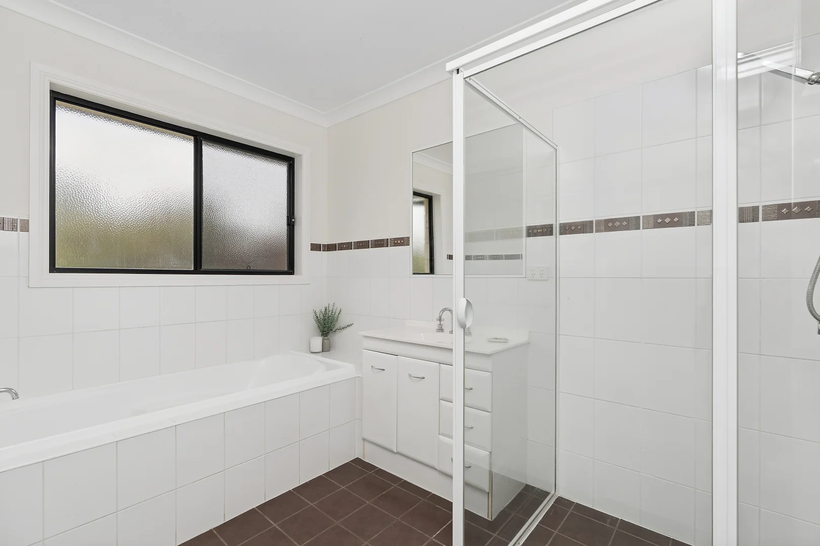 Additional image 17 of 16 Karawatha Drive, Narrandera NSW 2700