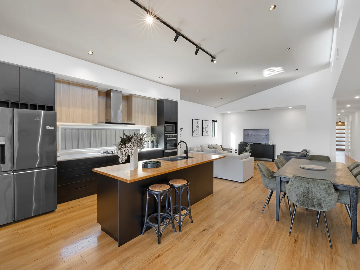 Additional image 6 of 64 Willow Drive, Wangaratta VIC 3677