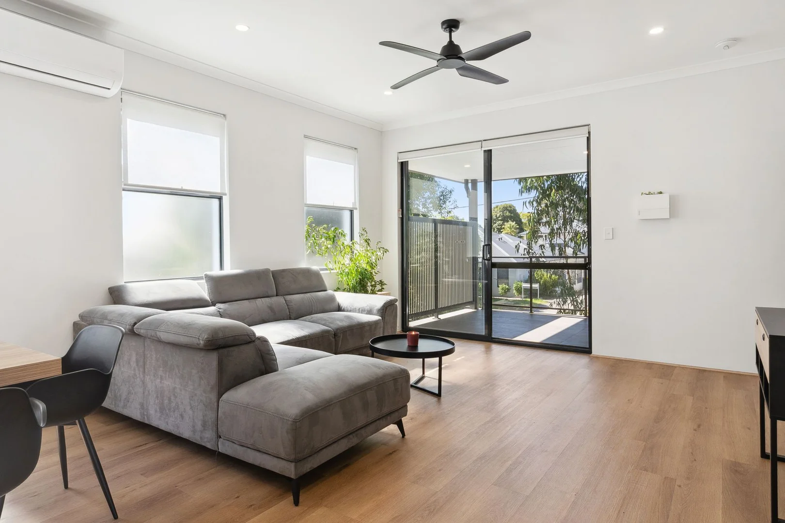 Additional image 10 of 2/174 Leake Street, Belmont WA 6104