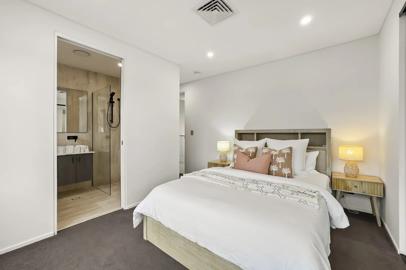 Additional image 32 of 11 Gretel Drive, Mermaid Waters QLD 4218