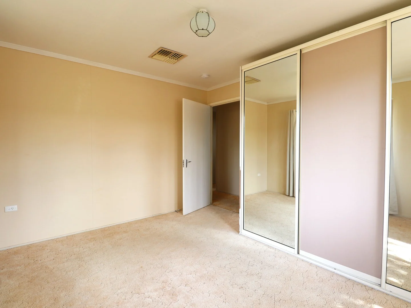 Additional image 12 of 8 Foott Street, Roma QLD 4455