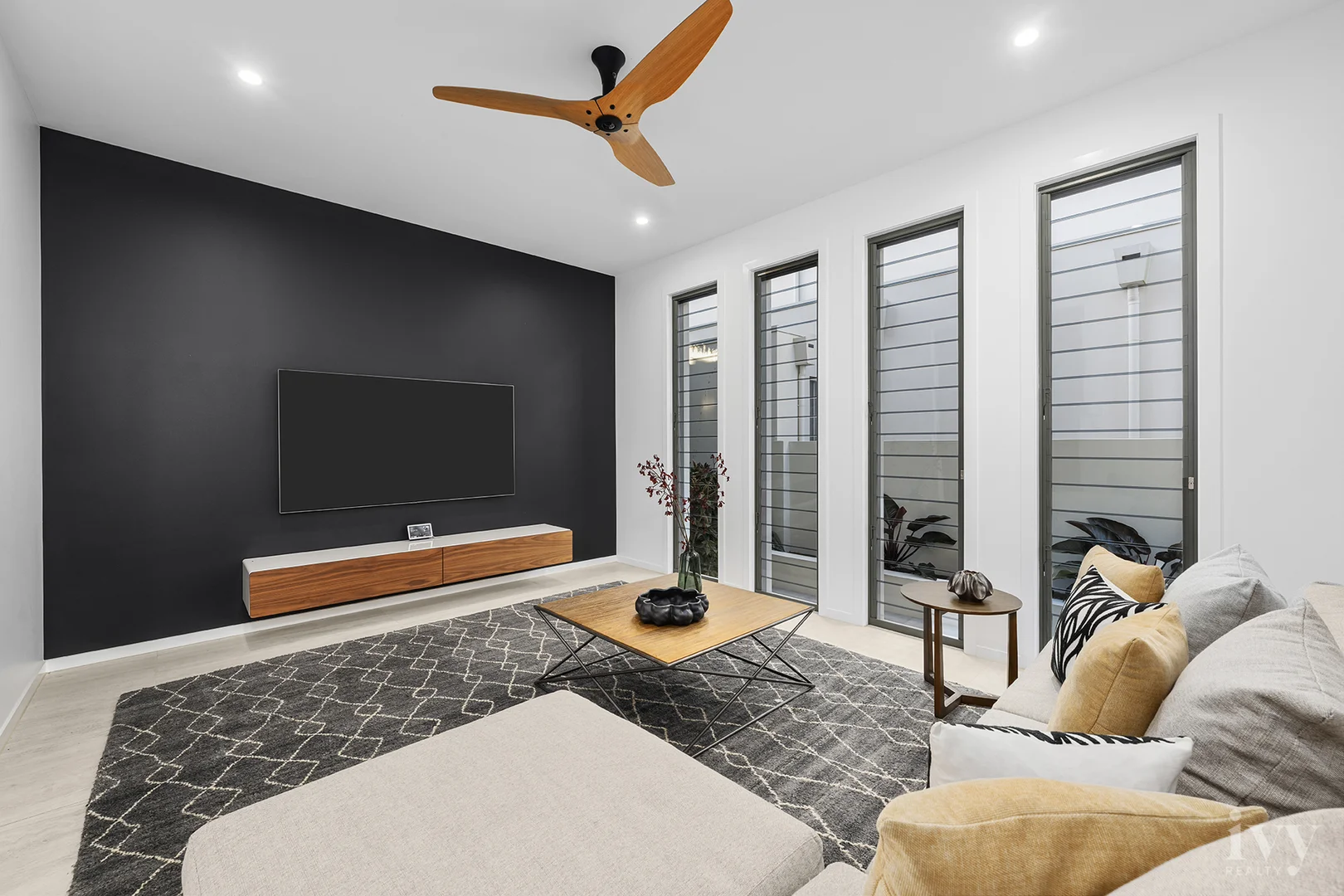 Additional image 26 of 2515 Cressbrook Drive, Hope Island QLD 4212