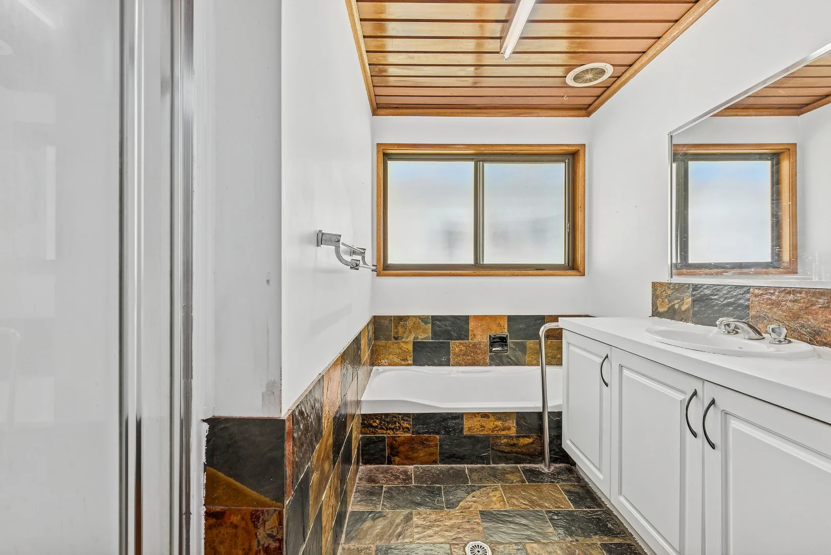 Additional image 9 of 3680 Remembrance Driveway, Bargo NSW 2574