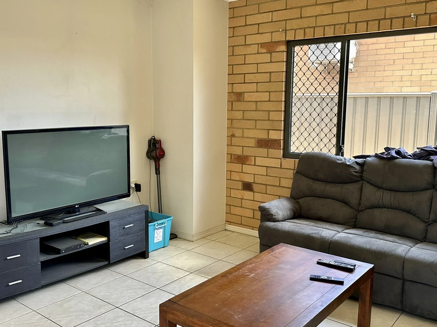 Additional image 8 of 1/14 MILLS Avenue, Moranbah QLD 4744