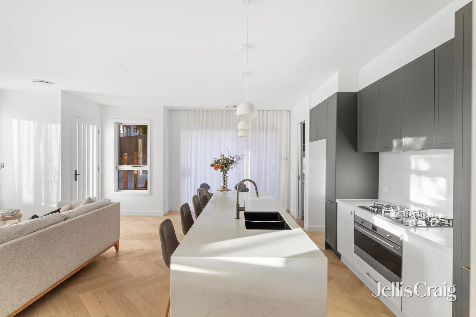 Additional image 6 of 2/8A Bird Street, Eltham VIC 3095