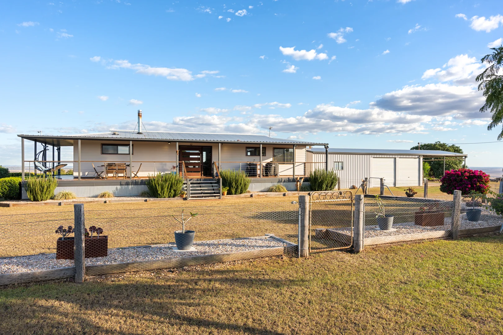 Additional image 3 of 'Figtree Country Retreat' - 70 Petersen Road, Irongate QLD 4356