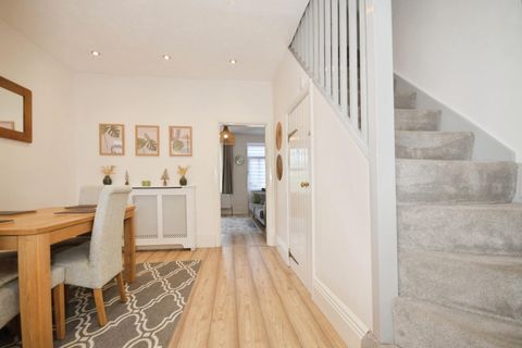 Penistone Road, Grenoside S35