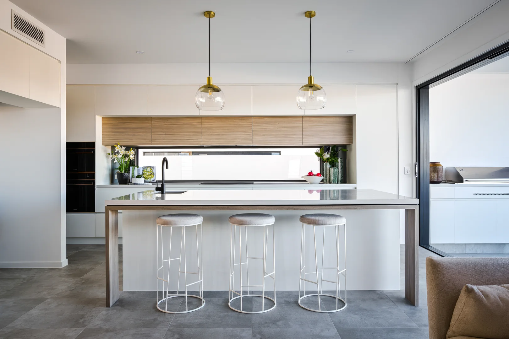 Additional image 4 of 2/11 Beverley Crescent, Broadbeach Waters QLD 4218