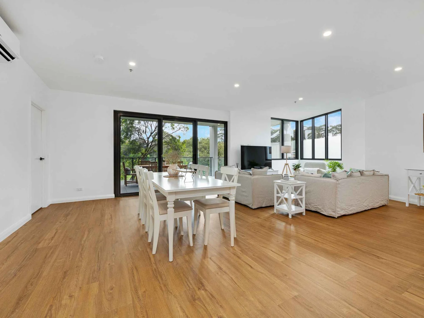 Additional image 2 of 1/2 Golf Links Drive, Batemans Bay NSW 2536