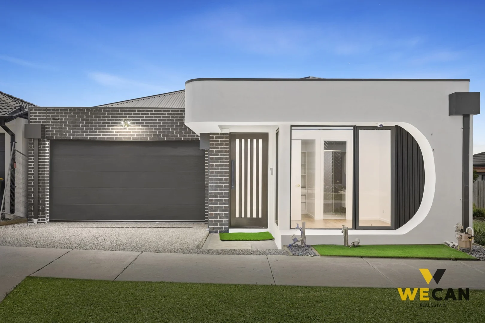 103 MADURA PROMENADE, Mickleham VIC 3064