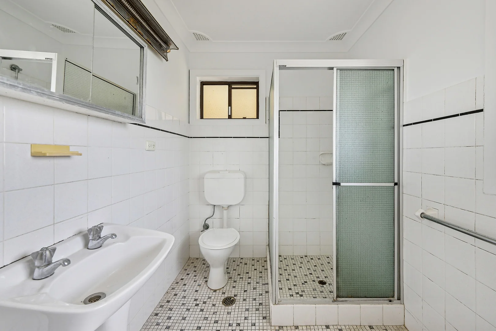 Additional image 18 of 2 Sale Street, Orange NSW 2800