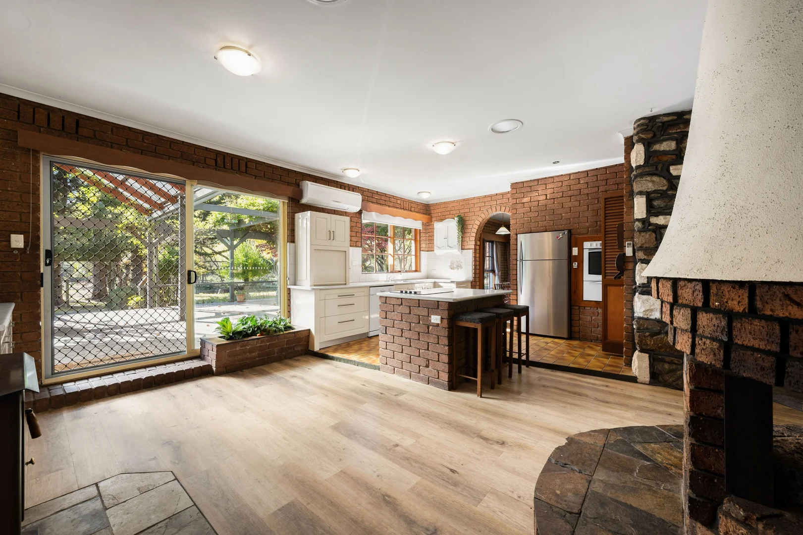 Additional image 11 of 839 Great Alpine Road, Freeburgh VIC 3741