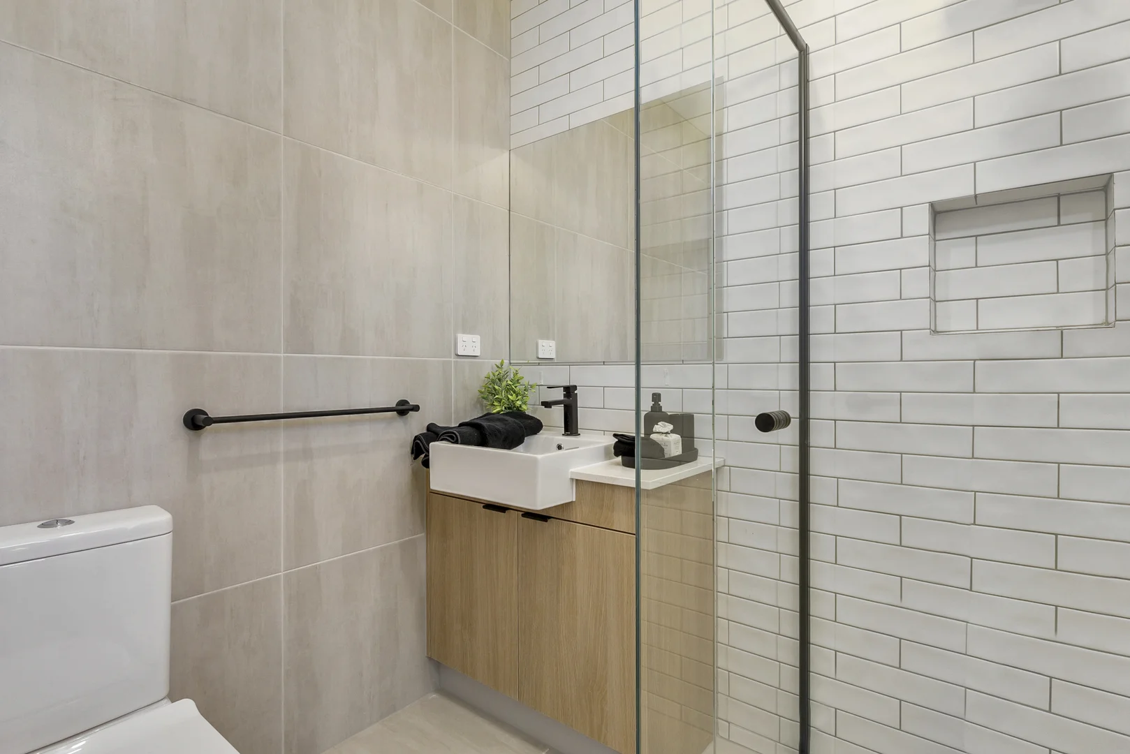 Additional image 15 of Townhouse 1-4/134 High Street, Kyneton VIC 3444