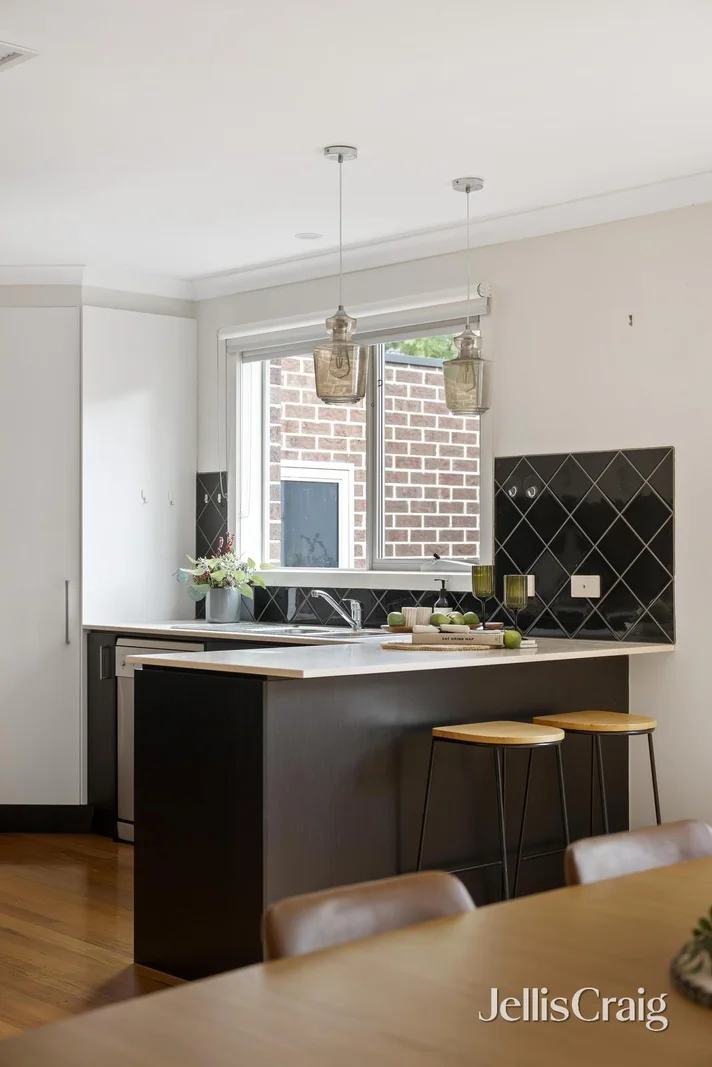 Additional image 9 of 2/123 Lincoln Road, Croydon VIC 3136