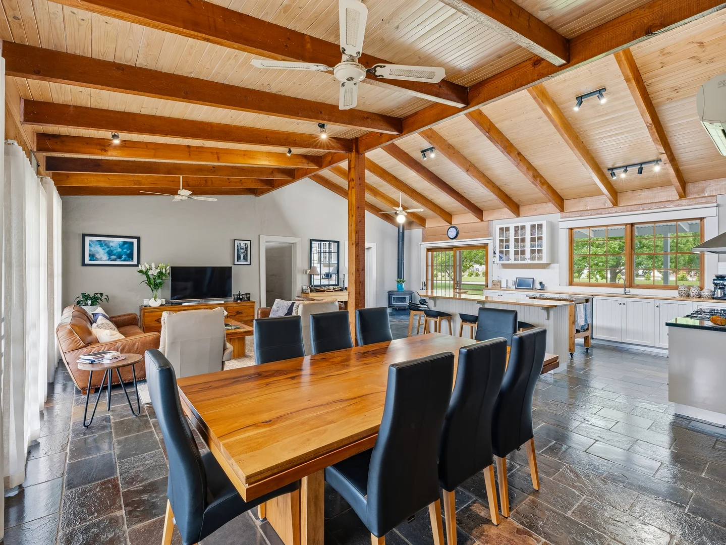 Additional image 3 of 103 Firbank Drive, Waldara VIC 3678