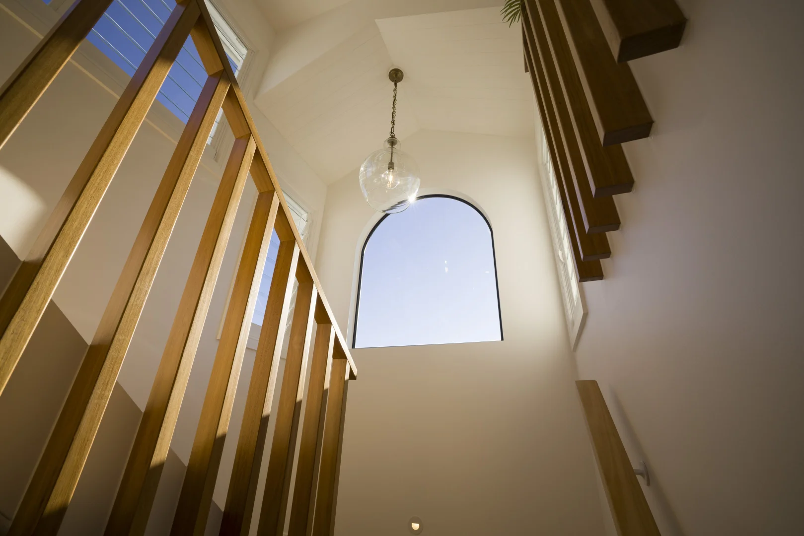 Additional image 28 of 15 Rankin Parade, Main Beach QLD 4217