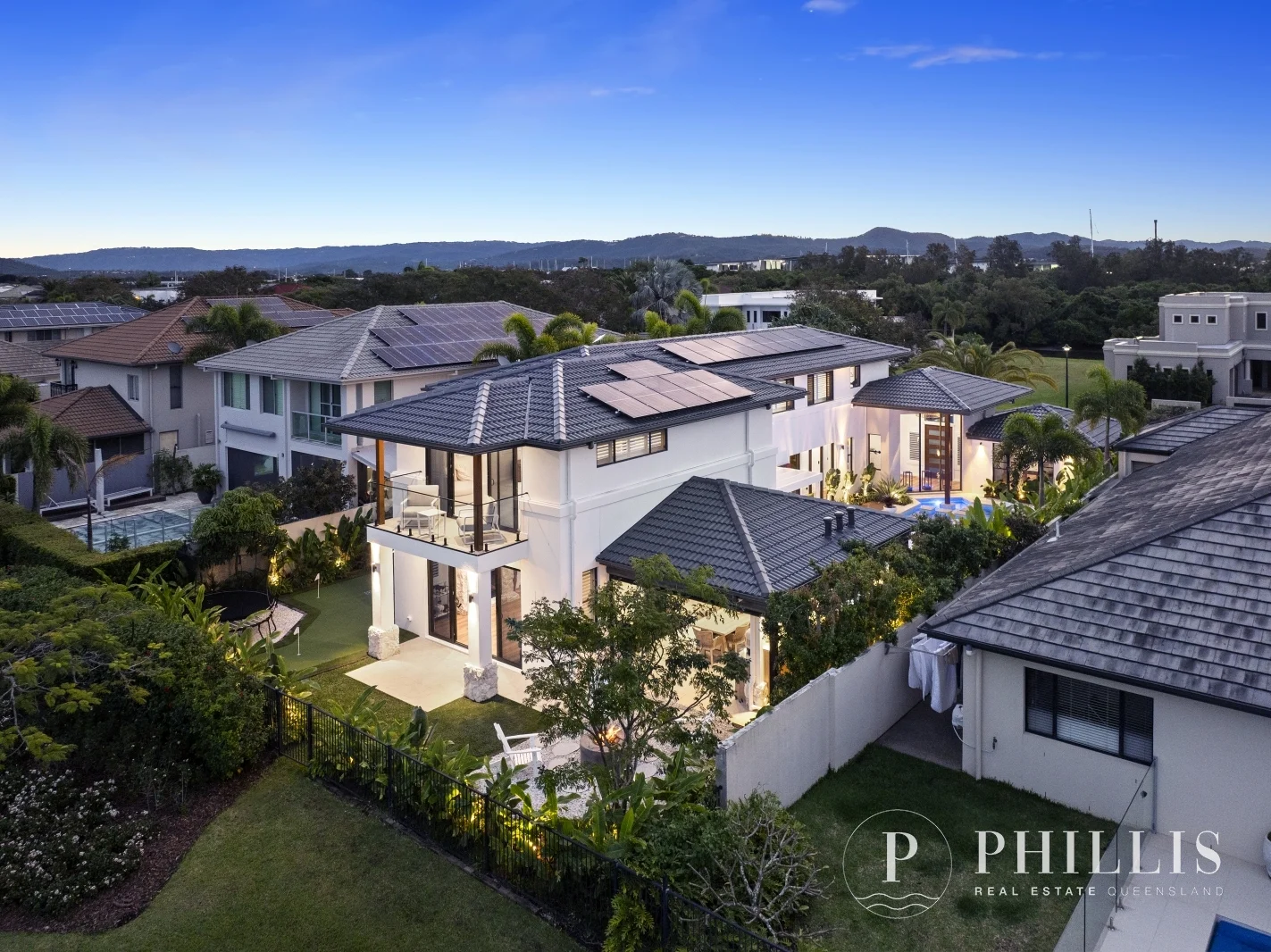 Additional image 77 of 2566 Cressbrook Drive, Hope Island QLD 4212