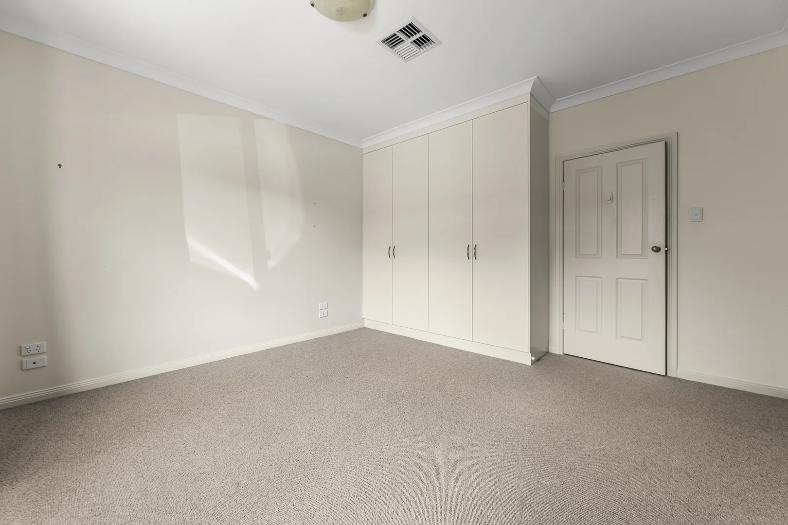 Additional image 11 of 8 PAWSEY PLACE, Millicent SA 5280