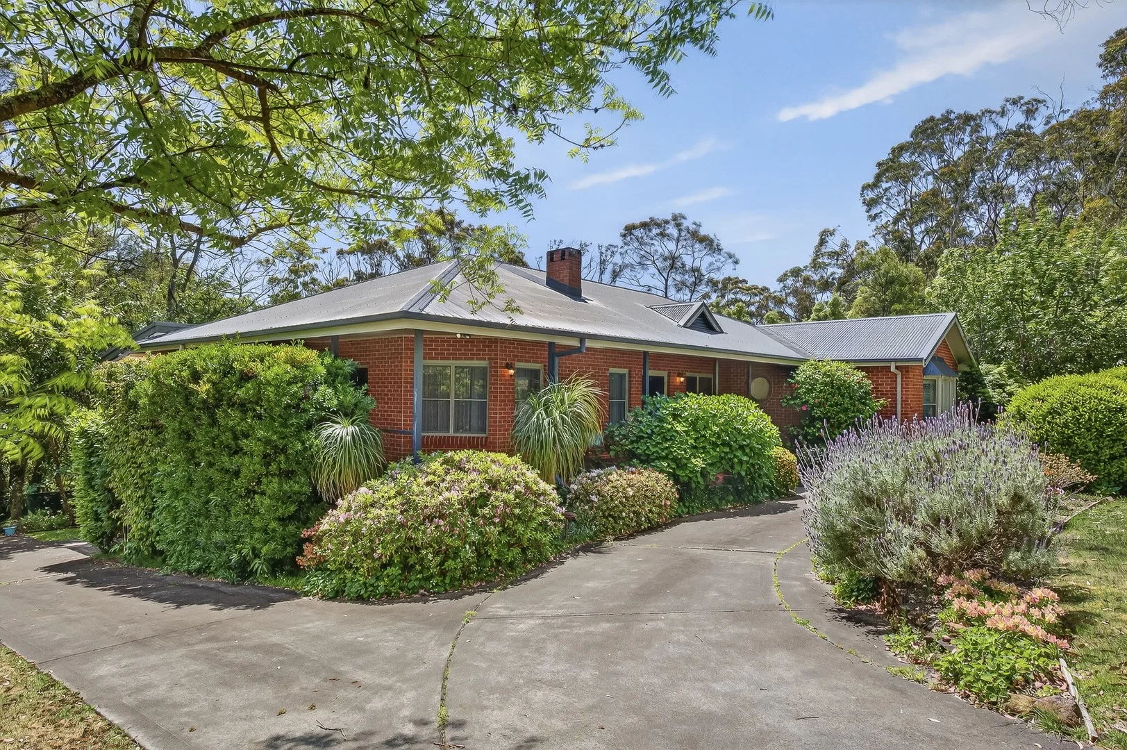 126-128 Henderson Road, Wentworth Falls NSW 2782