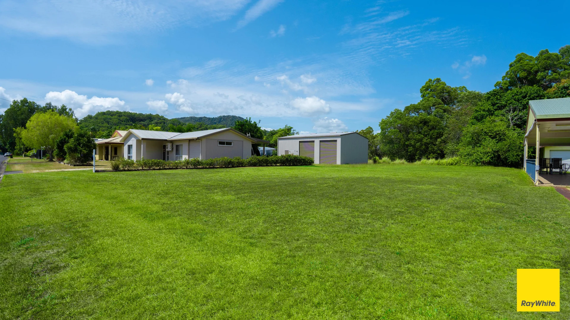 Additional image 3 of 31 Sassafras Street, Bramston Beach QLD 4871