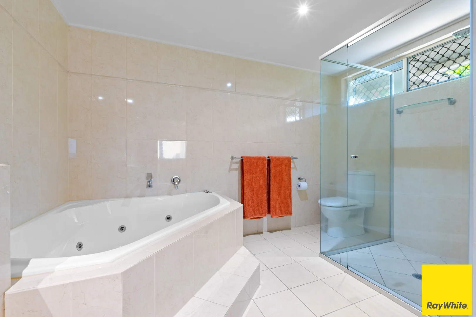 Additional image 9 of 1/77 Arlington Esplanade, Clifton Beach QLD 4879