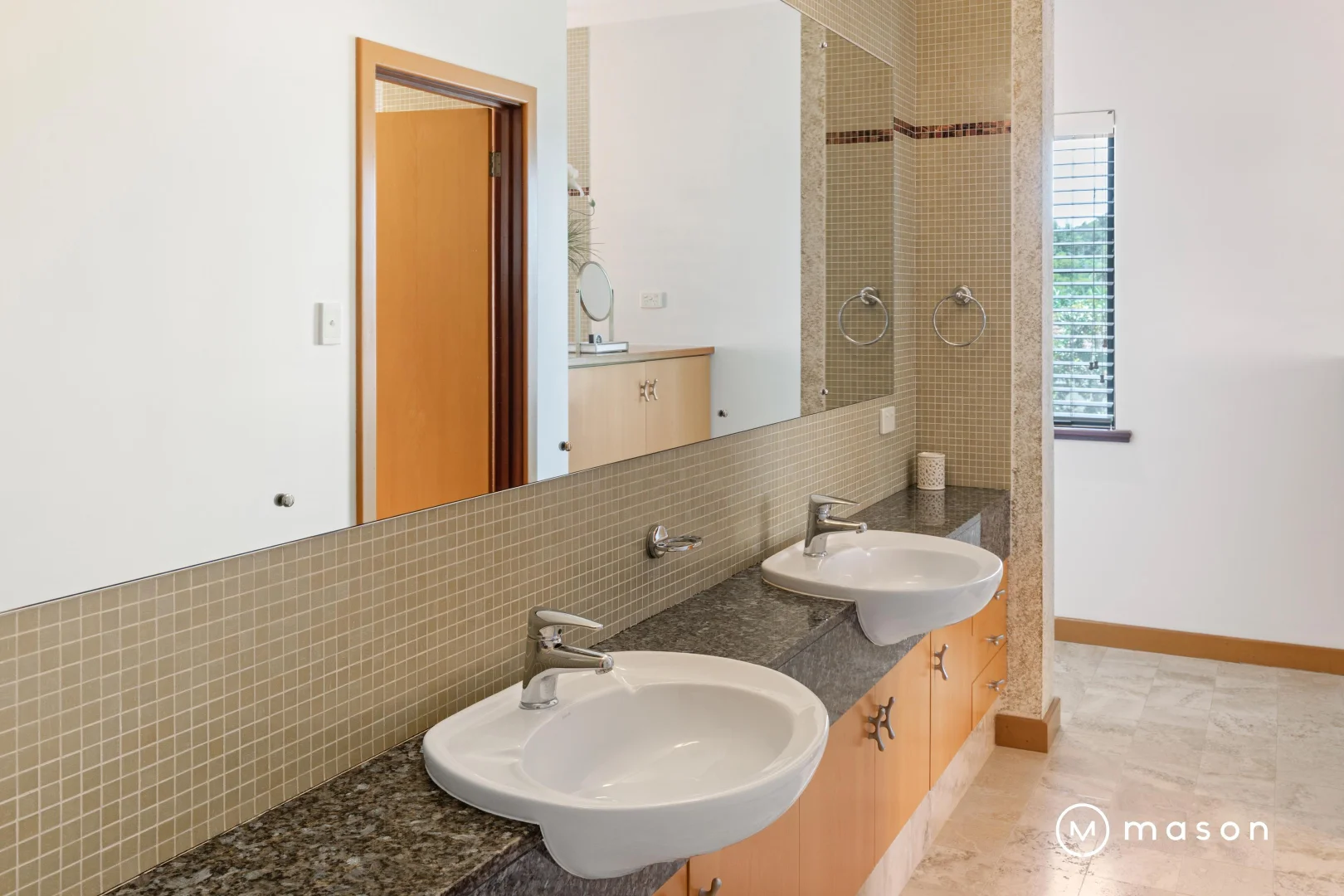 Additional image 19 of 13a Wylie Crescent, Middleton Beach WA 6330