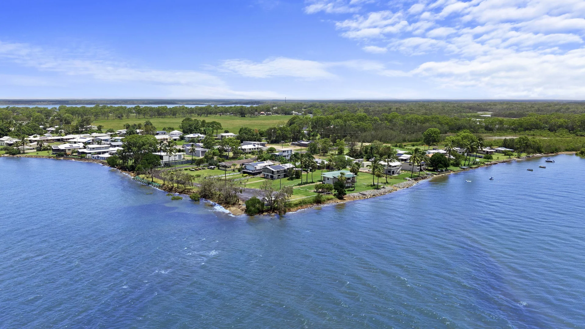 Additional image 17 of 4 Esplanade, Boonooroo QLD 4650