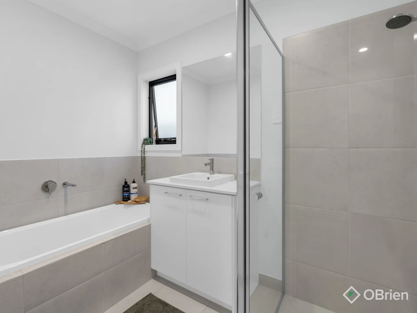 6 Yardi Way, Clyde North VIC 3978 photo 4