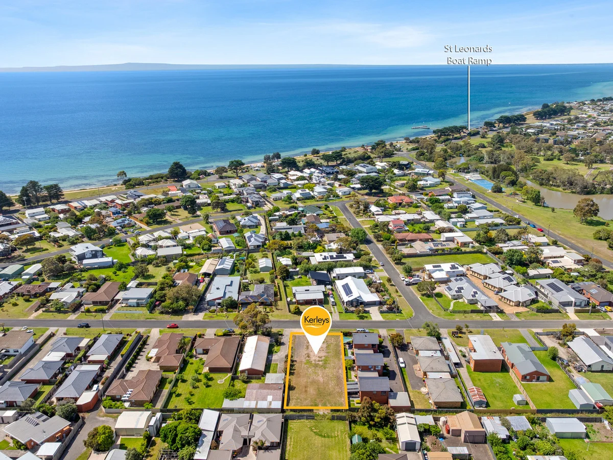 36 Dudley Parade, St Leonards VIC 3223