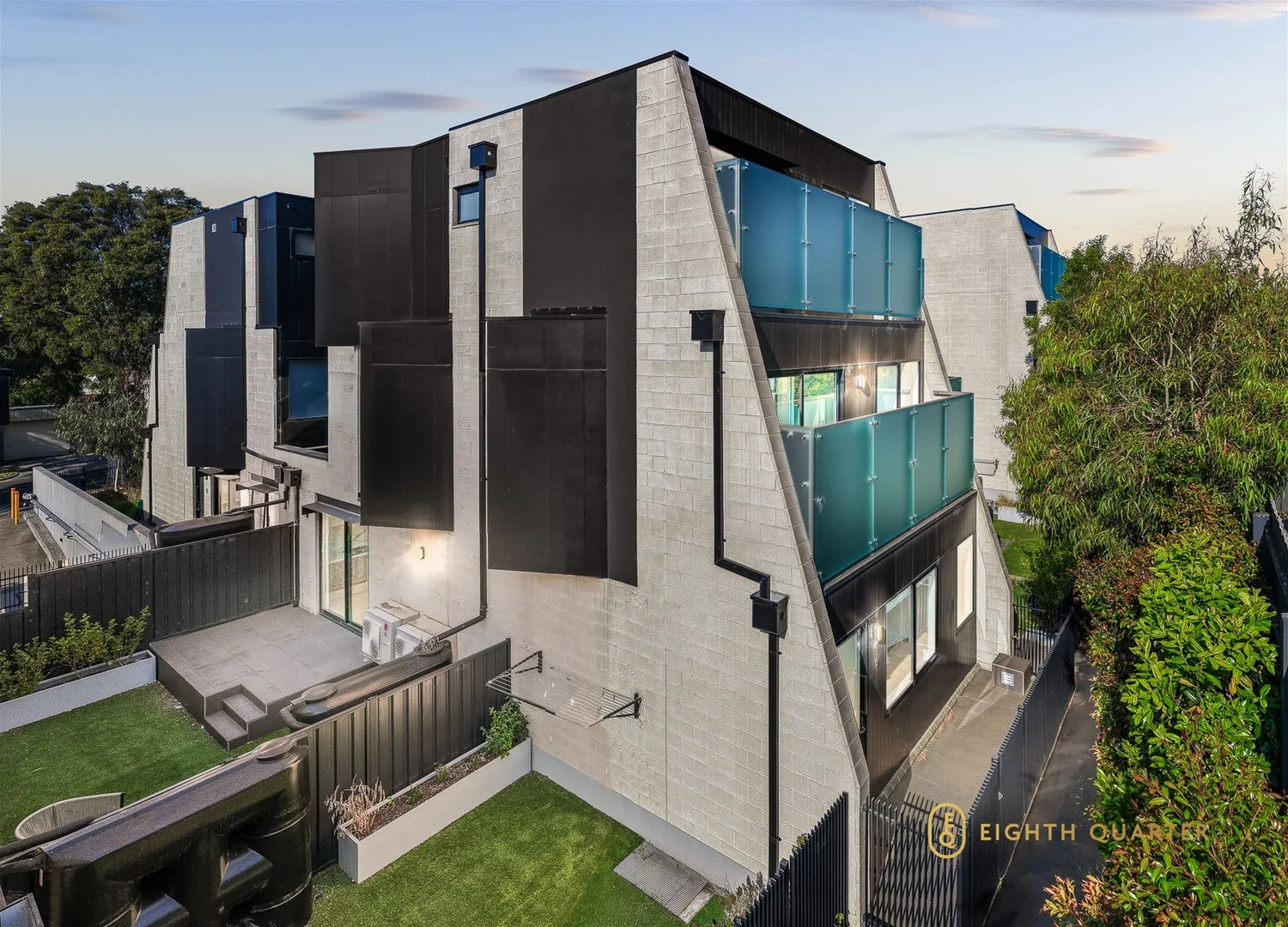 9/1 Winton St, Burwood VIC 3125