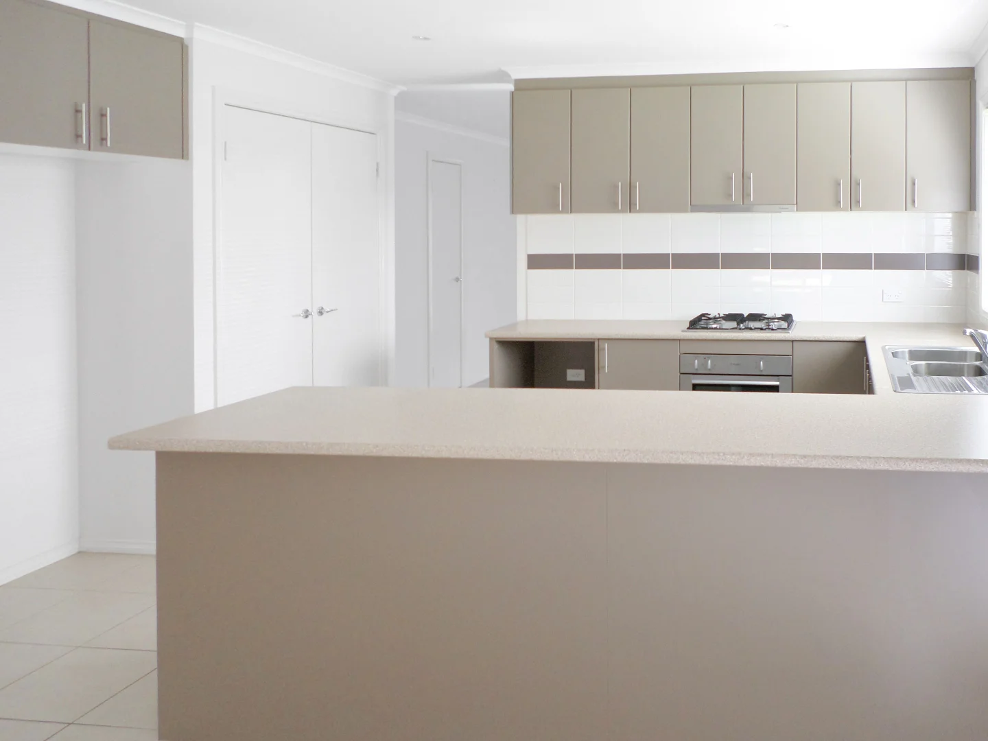 Additional image 4 of Sale VIC 3850