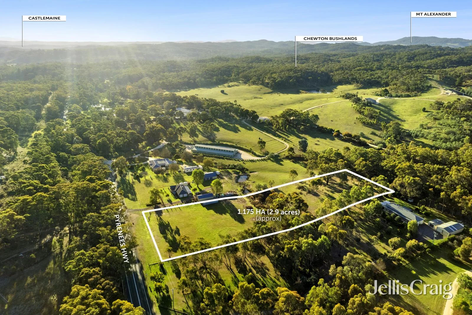 616 Pyrenees Highway, Chewton VIC 3451
