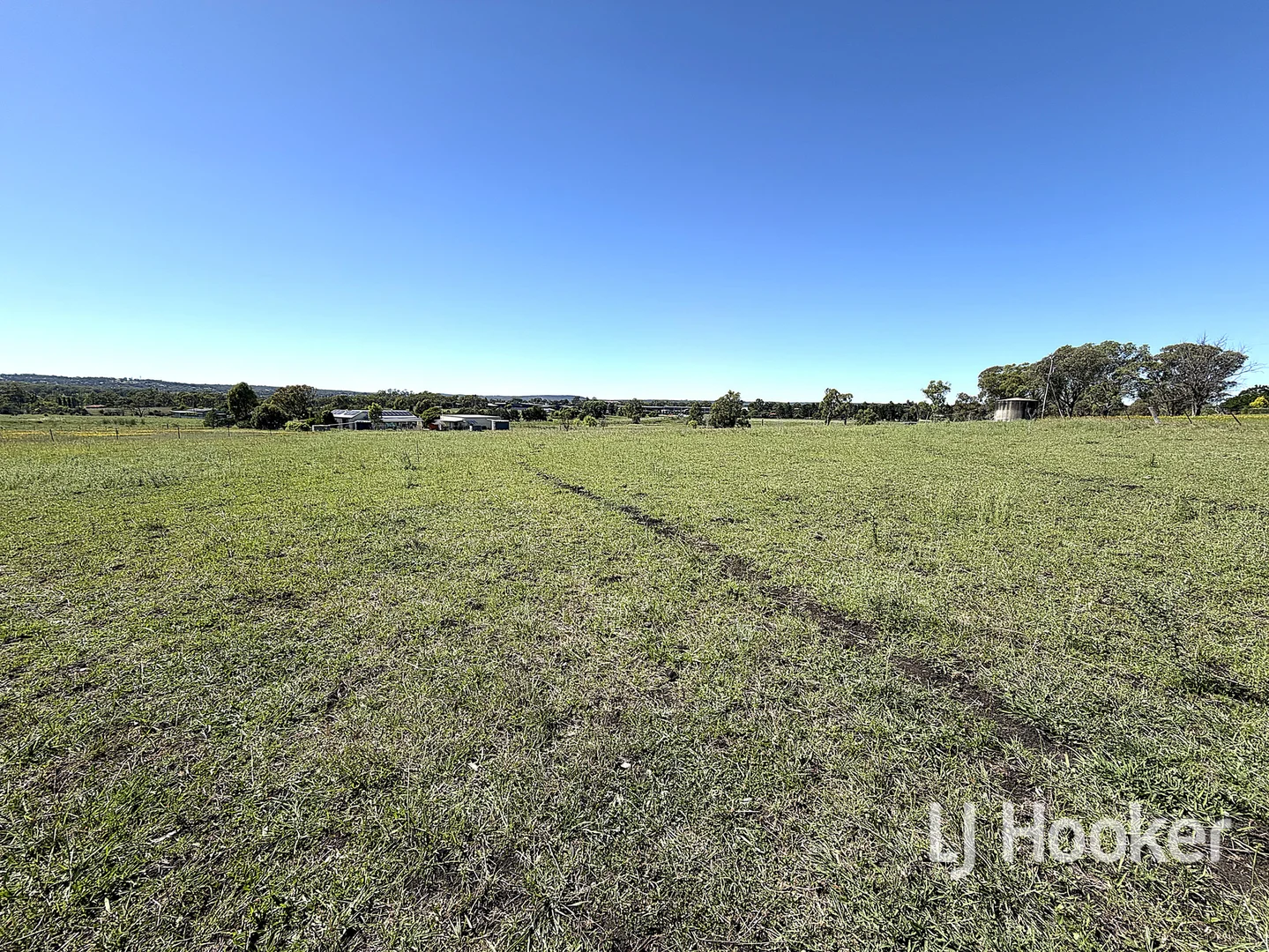 Additional image 4 of 1/11 Rivendell Road, Inverell NSW 2360