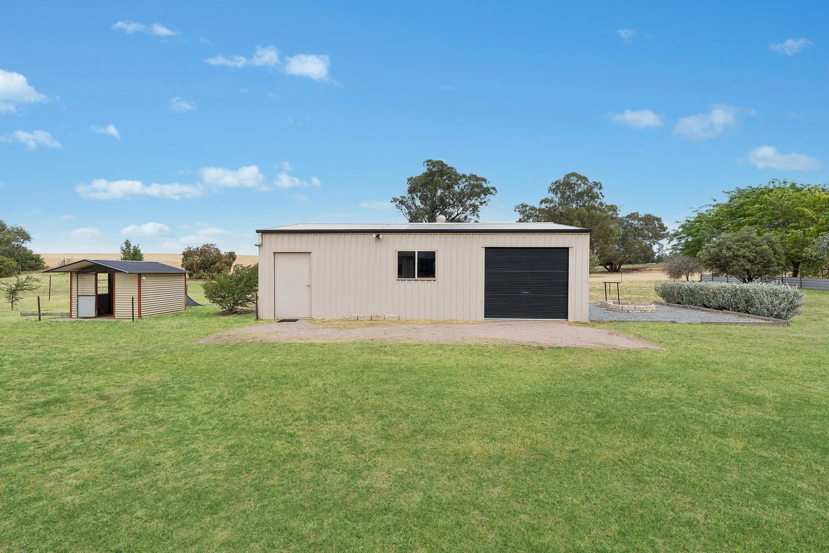 Additional image 22 of 16 Karawatha Drive, Narrandera NSW 2700